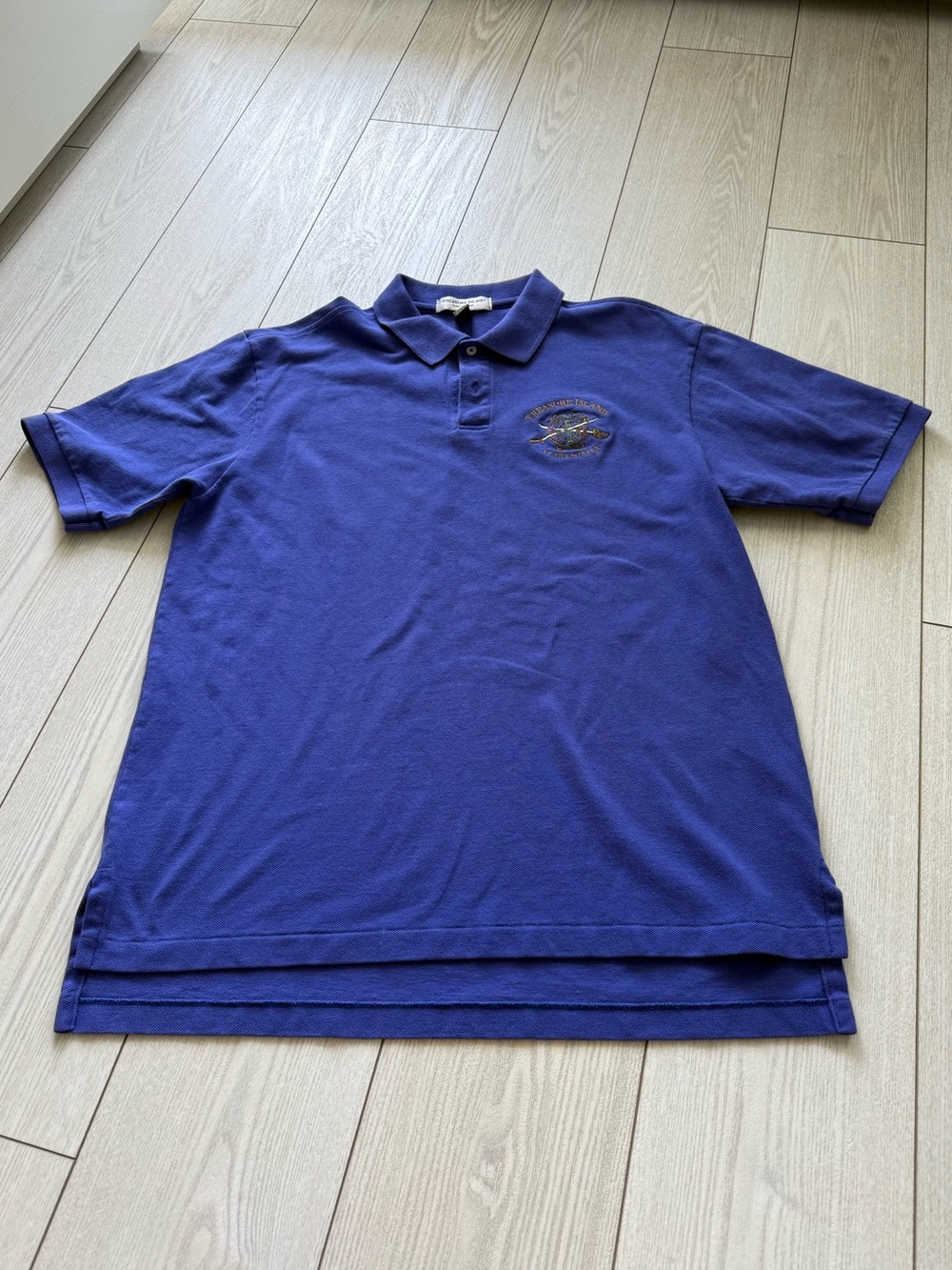 Treasure Island Las Vegas vintage polo tee royal blue 100% cotton large Mirage